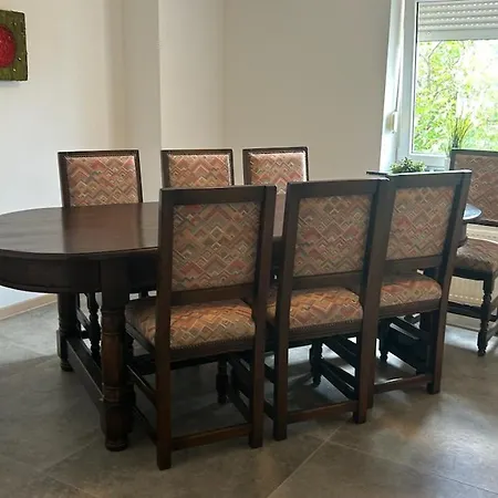 Helfant Luxembourg Standard Triple 2 Pensjonat